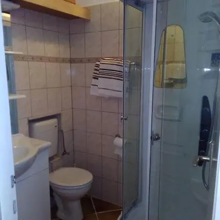 Caroline Apartman *