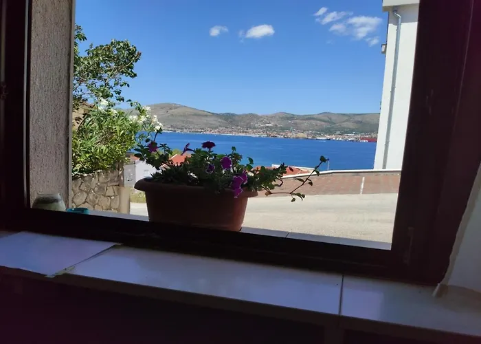 Caroline Apartment